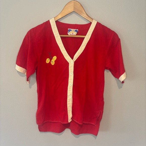 VINTAGE Made in India 100% Cotton Red Short Sleeve Button Up Top w/ Cherries SzM - Picture 1 of 15